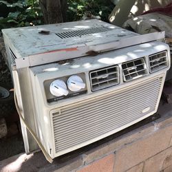 Aire Acondicionado 8000Btu Buenas Condiciones $75 Incluye. A/c Soporte Nuevo