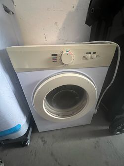 Apartment washer and dryer