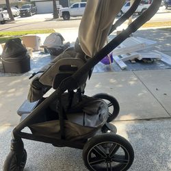 Nuno Stroller/Bassinet/Car Seat
