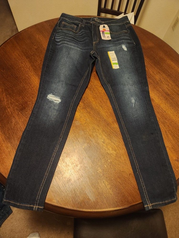 Time And Tru core denim mid-rise fitted "skinny' women's jeans
