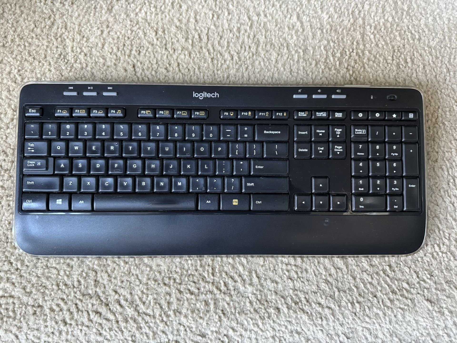 Logitech K520 Wireless Keyboard With Receiver