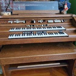 Hammond  Organ