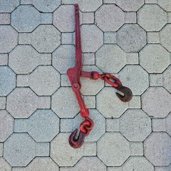 Ultra-Tow 1/4in. Lever Chain Binder, 2600-Lb. Working Load