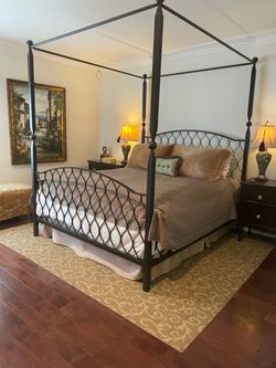 Cal King Canopy Iron bed