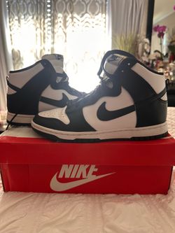 Nike High top panda dunks Men’s