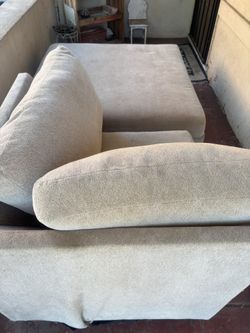Nice Living Room Set !