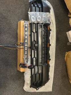 For 2024 2025 2026 TACOMA Front Bumper Grille Black Grill With 3LEDs & Light bar