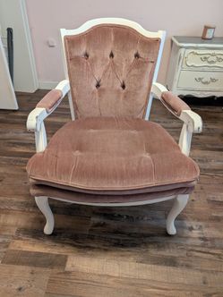 French Provincial Accent Chair