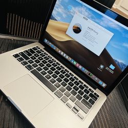 13-inch MacBook Pro (Early 2015).