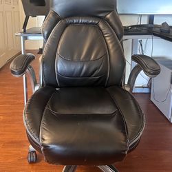 Office Chair / Desk Chair 