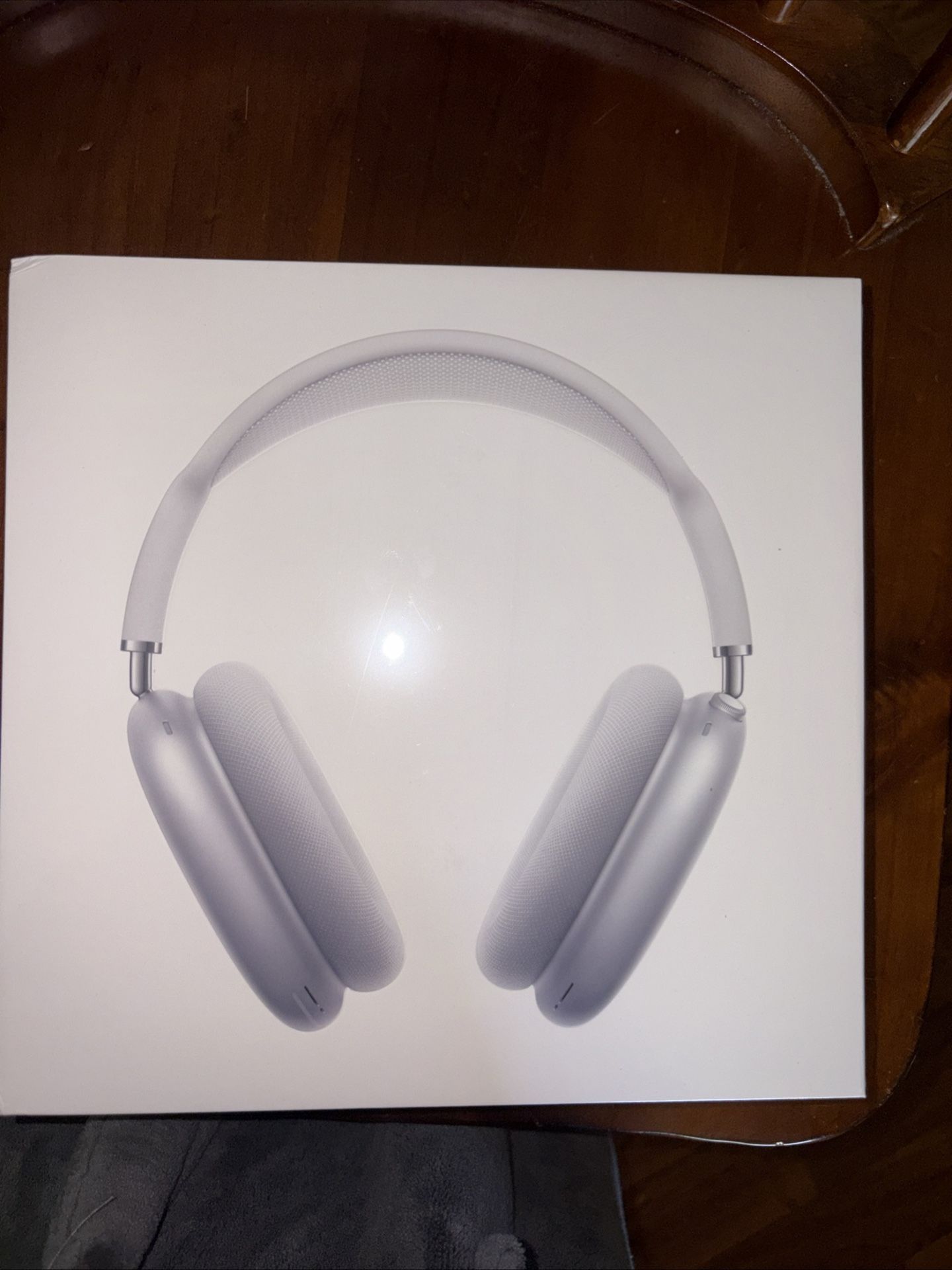 Brand New Sealed AirPod Max Silver