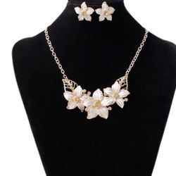 Romantic Bouquet Of Flowers Gold Plated Jewelry Set 