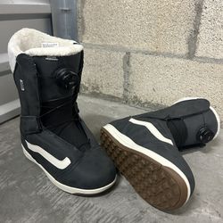Vans Women Snowboard Boots