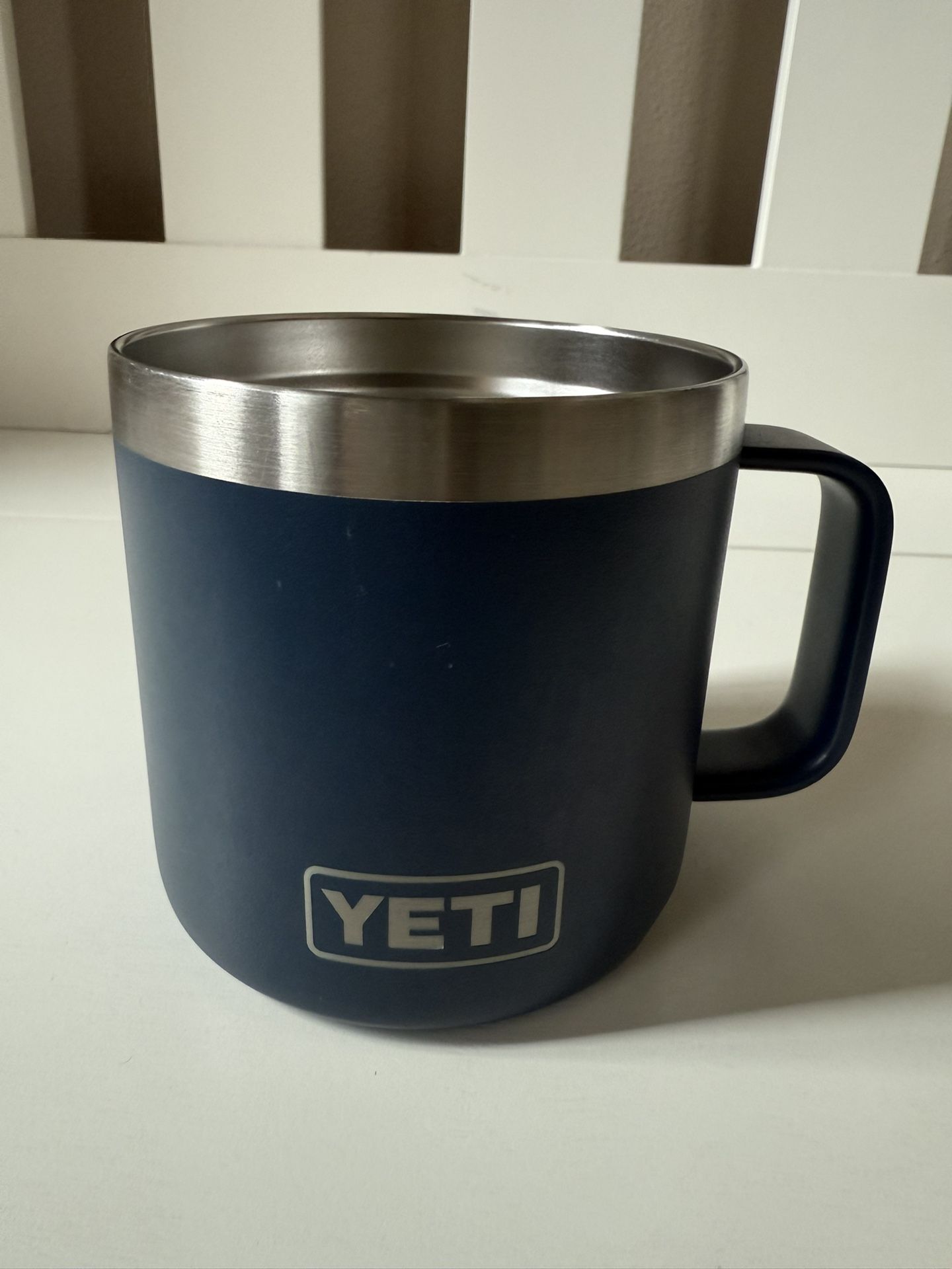 YETI 14oz rambler (little dented on bottom side) 