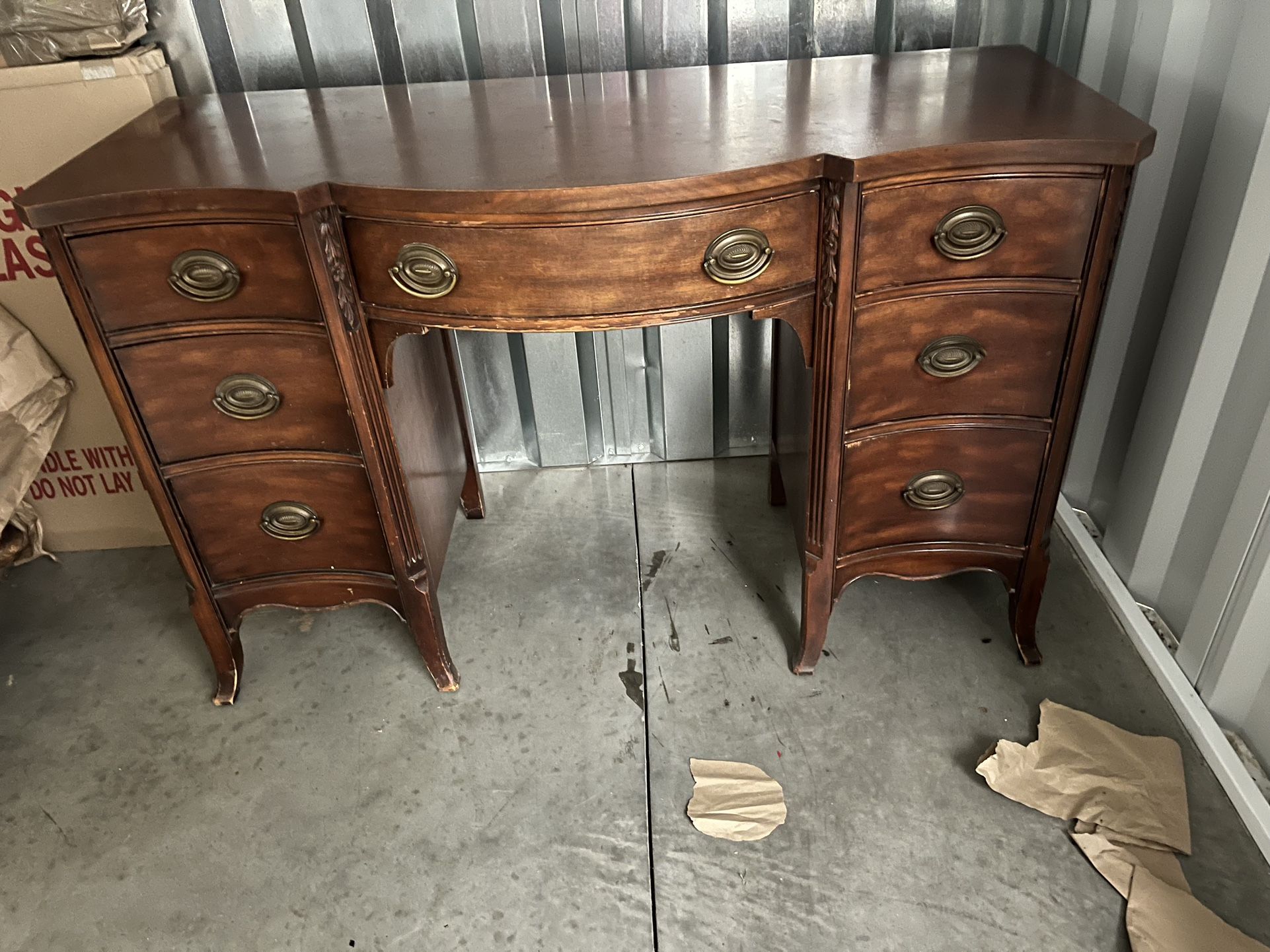 Antique/Vintage Furniture