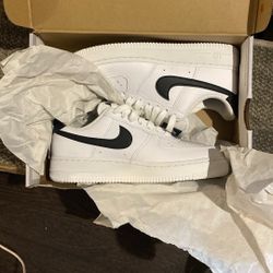 Nike Air Force 1