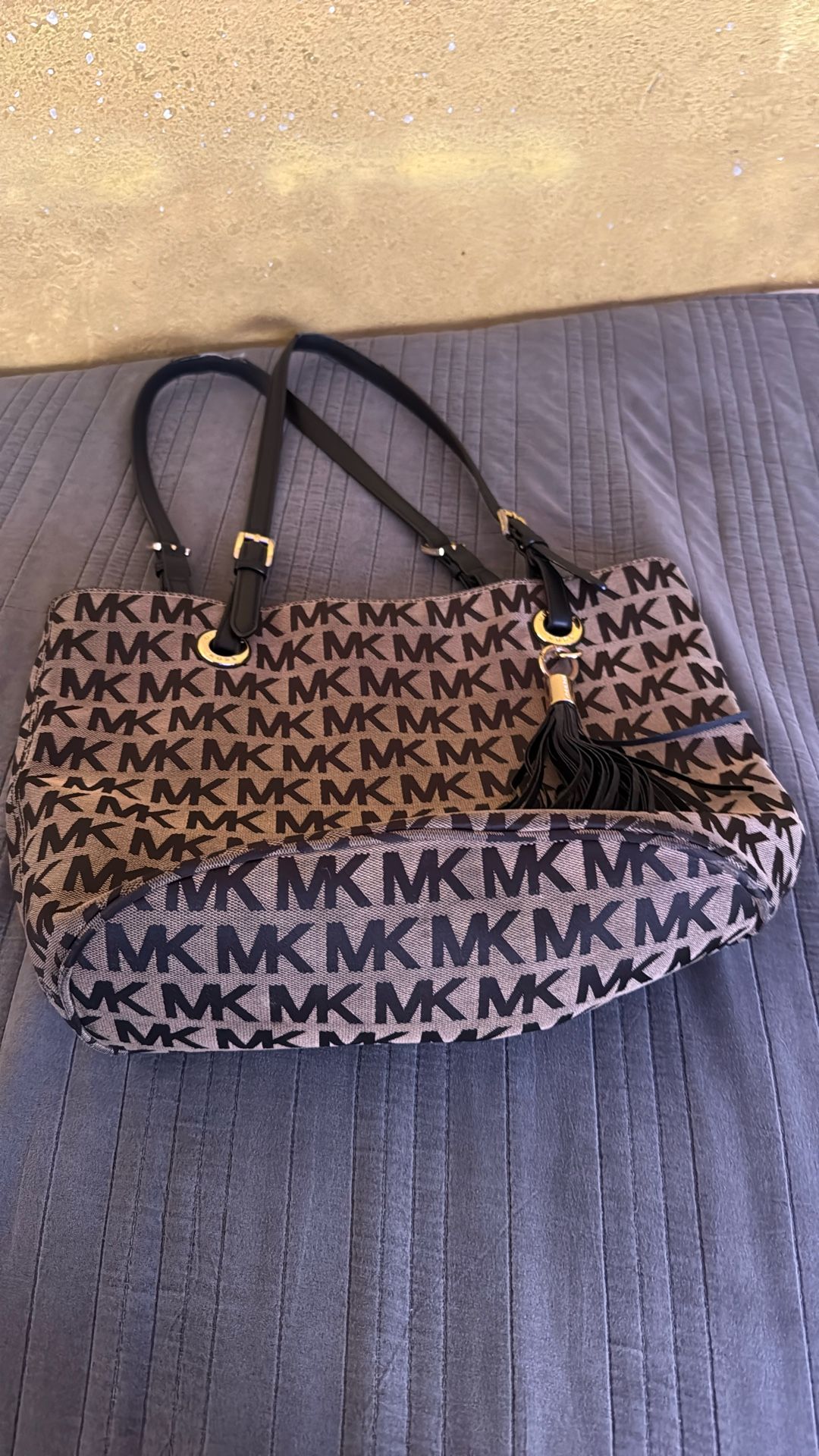 Micheal Kors Black And Brown