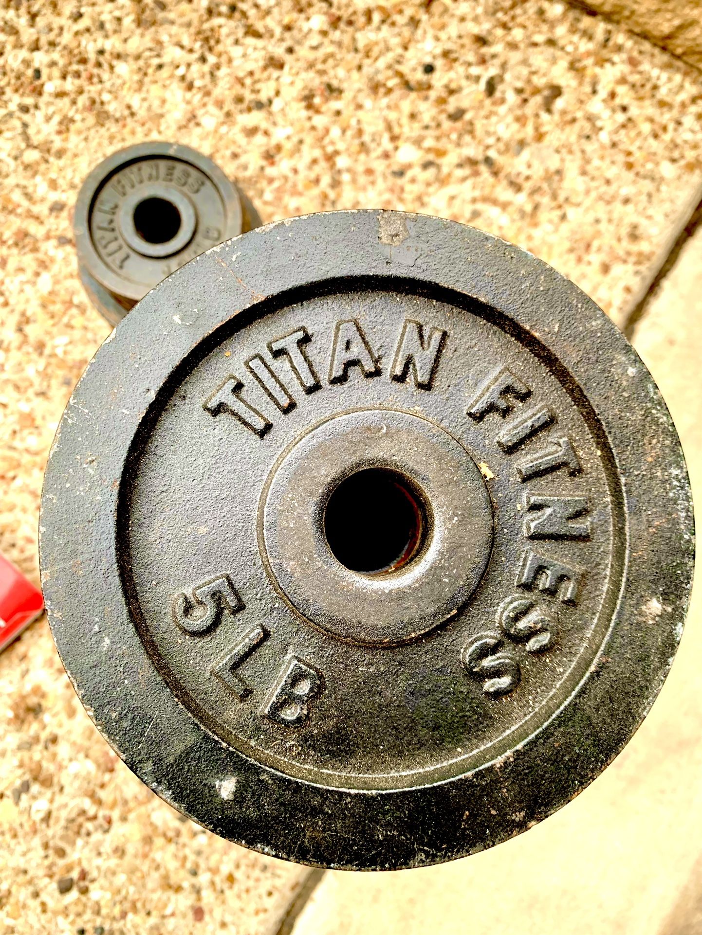 TITAN FITNESS DUMBEL WEIGHTS( Great SHAPE & CONDITION:10/10)