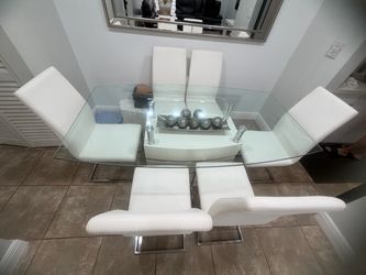 Vendo comedor blanco