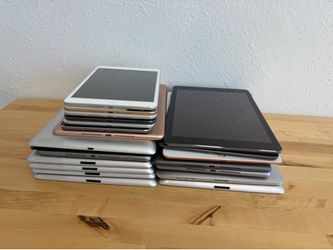 Apple iPads - Lot of 22. Must take ALL