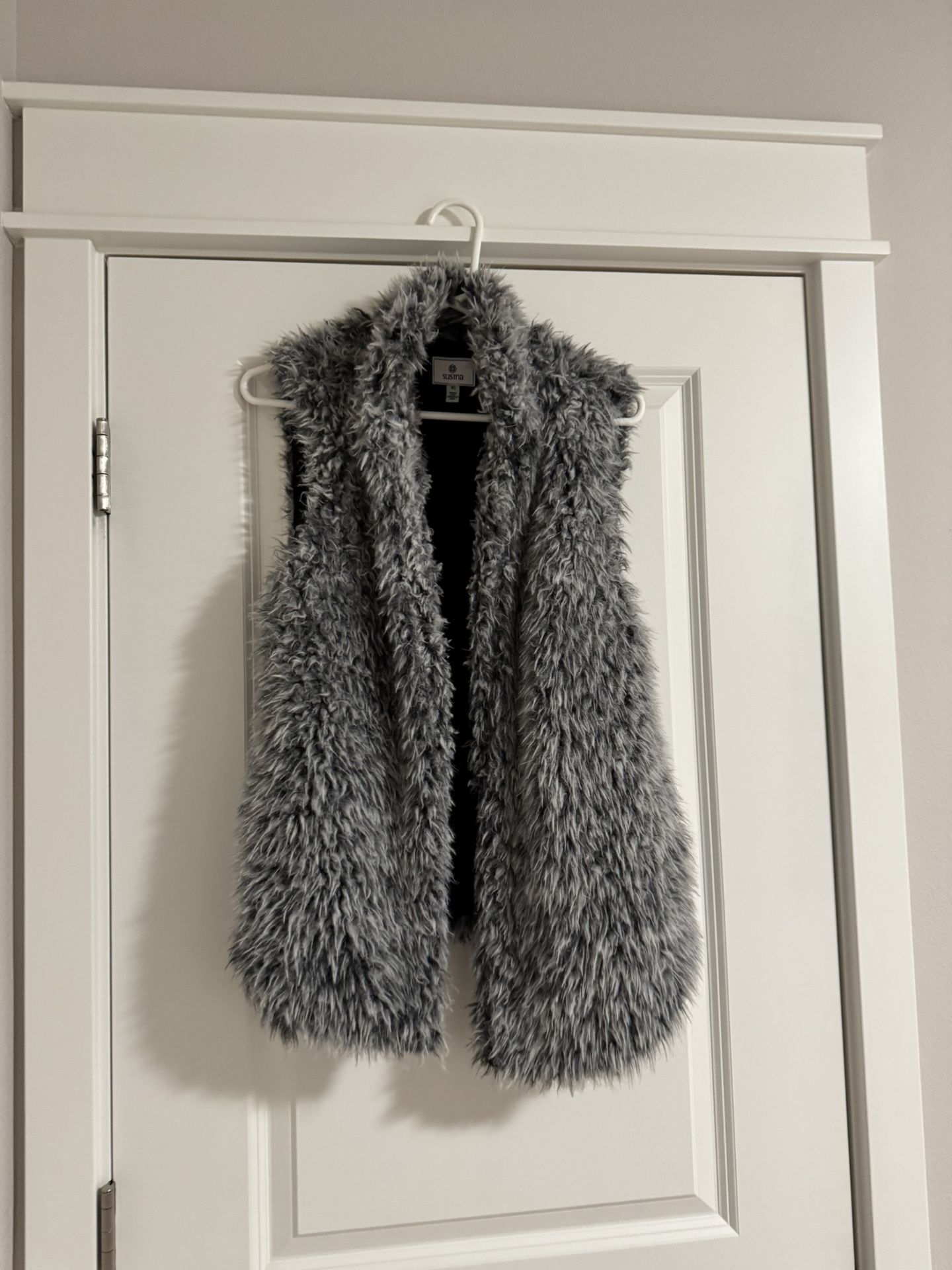 Women’s Fur Vest