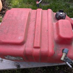 Seasense Marine 6 Gallon Tank