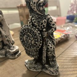 Aztec Statues 