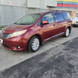 2015 Toyota Sienna