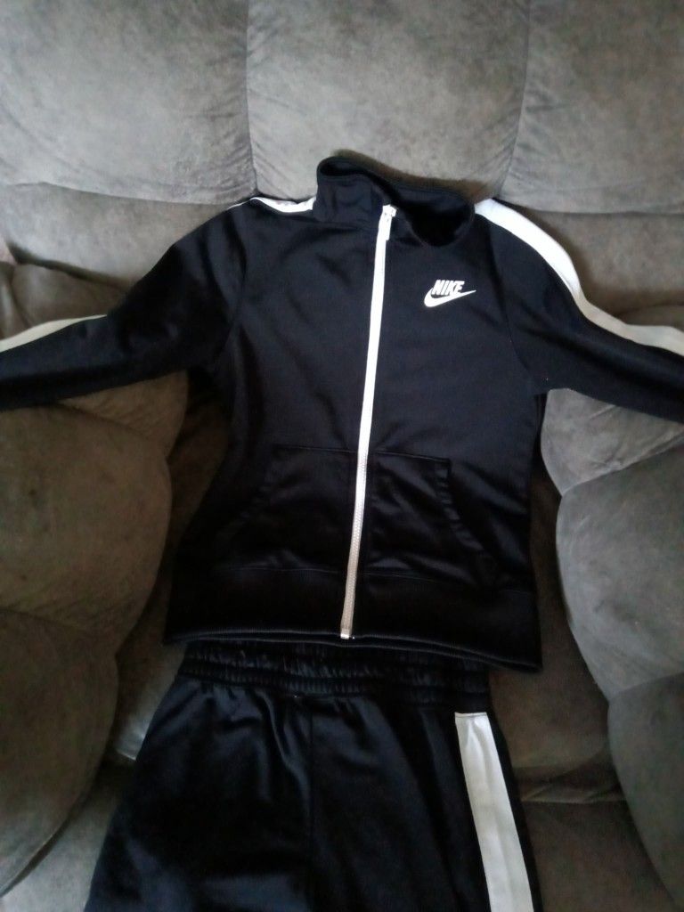 Nike Girls Black 2 Piece Track Jacket&Pants