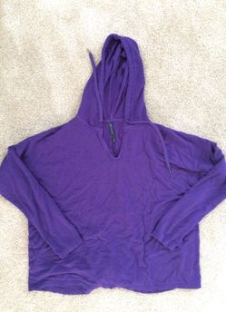 Ladies Gaiam sweatshirt