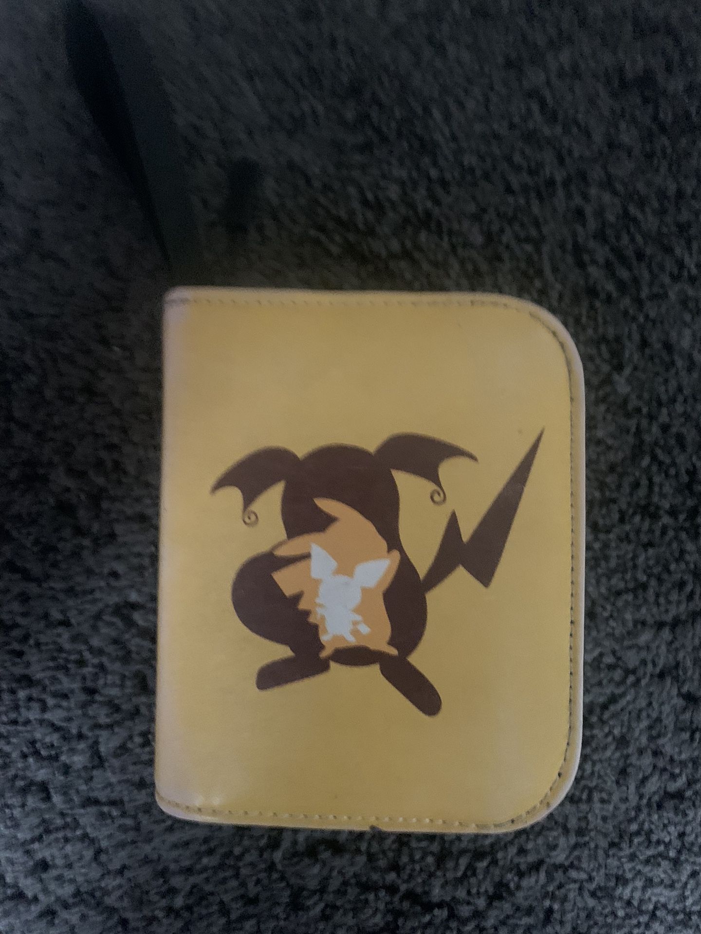 Pokémon Cards With Mini Binder