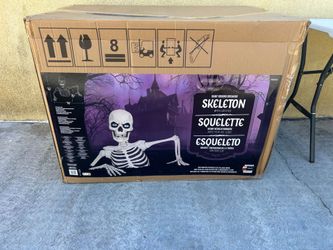 Giant Ground Breaking Skeleton with LCD Eyes and Sound