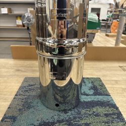 Big Berkey 2.25 Gallon Gravity Fed Water Filter No Filters