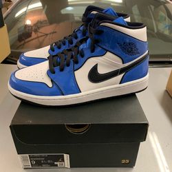 Jordan 1 Mid Signal Blue New Size 9