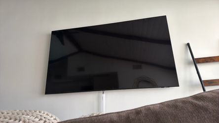 Samsung 65in smart tv
