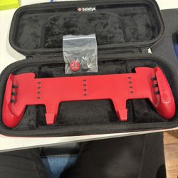 Satisfry Fiablo Red Nintendo Hand Grip ( With Case) 