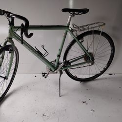 2005 Cannondale T400 Touring Roadbike 21" 