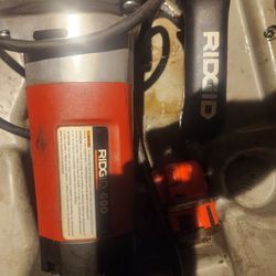 RIDGID 690 Pipe Threader 