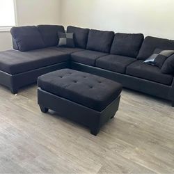 😍 Brand New Black Sectional Sofa