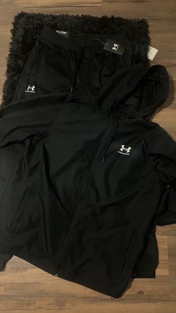 Under Armour Woven Windbreaker Tracksuit Set