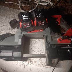 Milwaukee Fuel M18 Deep Cur Band Saw 