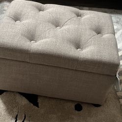 Storage ottoman 