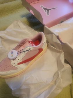 Jordan 1 low travis scott tropical pink 2.5y