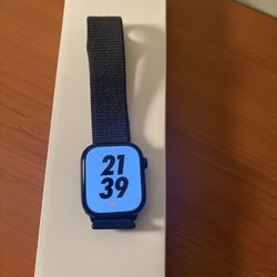 Apple Watch Series 10 Jet Black Aluminum Case With Ink Sport Loop 46mm