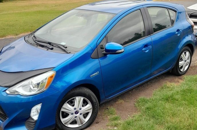 2016 Toyota Prius-C