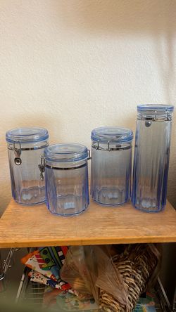 Plastic kitchen canisters