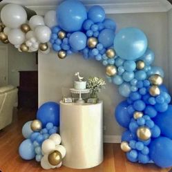 Free Standing Garland 