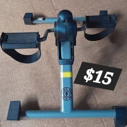 Gold Gym Pedal Floor Bike