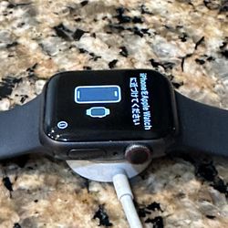 Apple Watch Series 6 40mm Gps And Cellular With Charger 