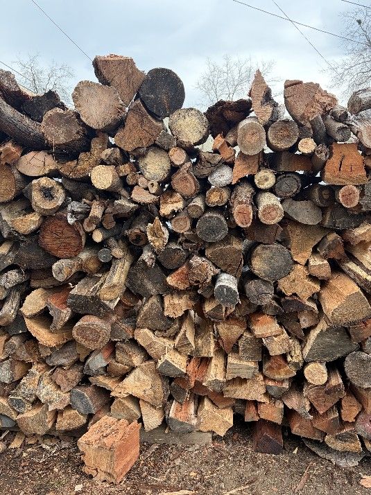 Dry Split Almond Mix Firewood!!!Ready Too Burn Seasoned Wood!!!